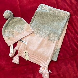 Hat & scarf set NWT